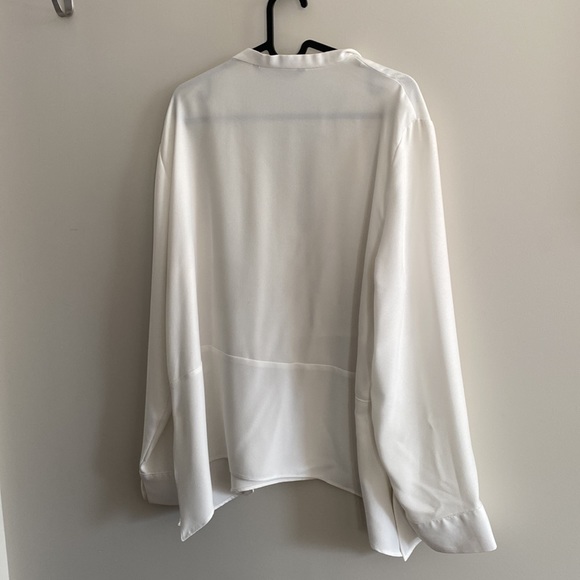 Zara cream/off white longue sleeve blouse with gold zipper size XXL - Picture 2 of 3